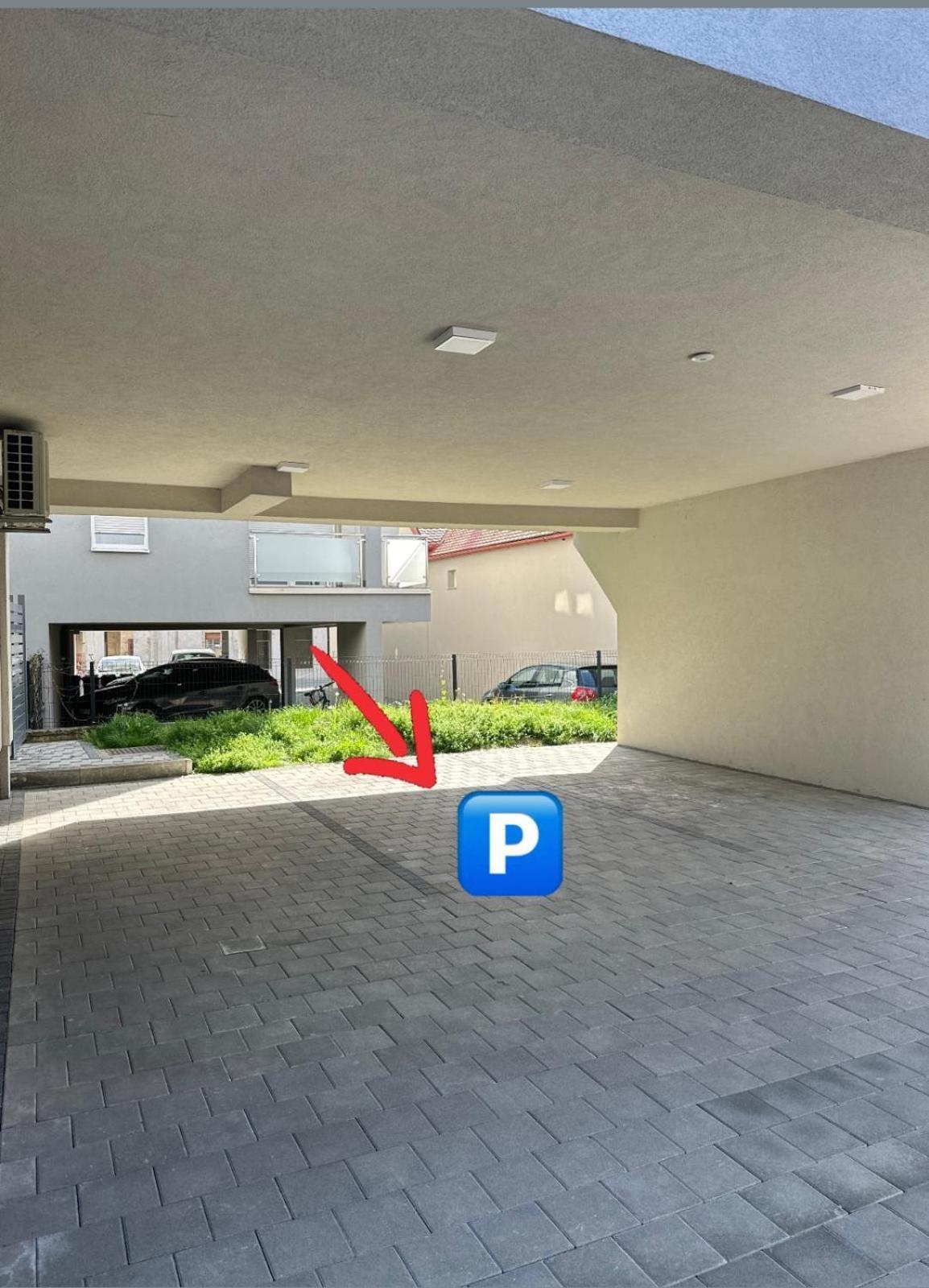 Apartman “Manhattan” Križevci Exterior foto
